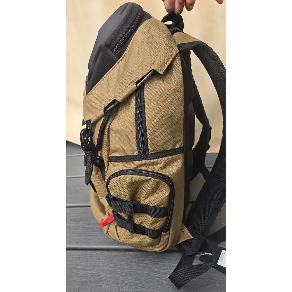 NWT Oakley BATHROOM SINK Coyote Tactical Hiking Military Rucksack Backpack Bag